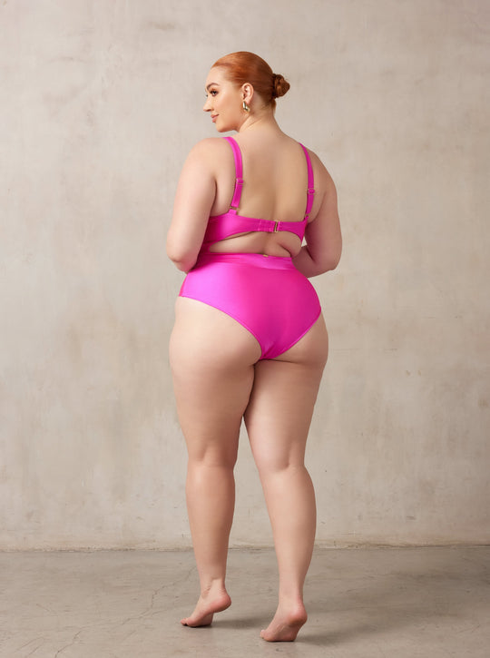 MBM swim by Marcia B Maxwell Magenta purple Aspire One-piece swimsuit on midsize curve model #color_magenta