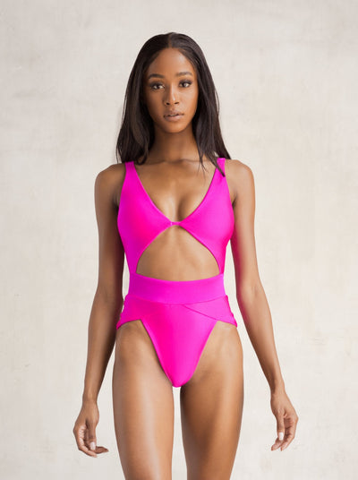 MBM Swim by Marcia B Maxwell magenta pink Aspire one piece swimsuit with tummy control on swimwear model Trace Winningham #color_magenta